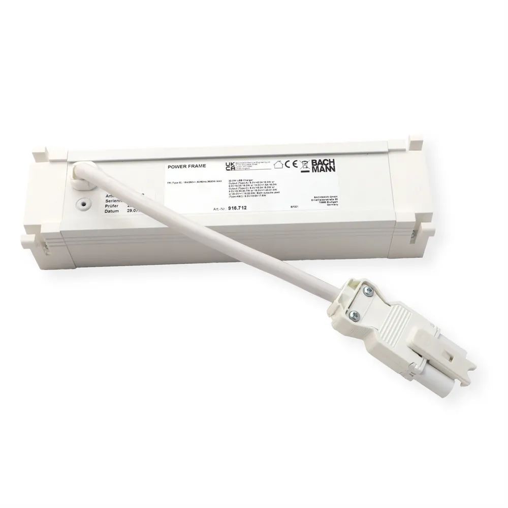 BACHMANN POWER FRAME 2xUTE 1xUSB A/C 22W 0,2m GST18