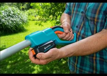 Gardena Akku-Teleskop-Heckenschere THS 42/18V P4A Ready-To-Use Set
