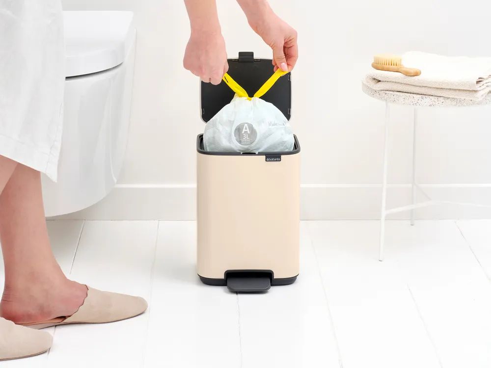 Brabantia Bo Treteimer, 4L - Soft Beige