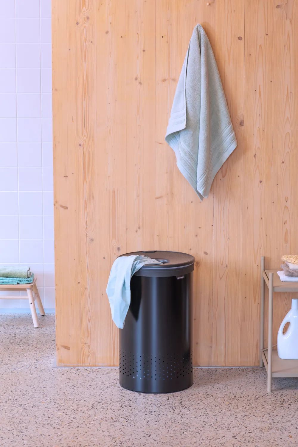 Brabantia Wäschebox 60L, Kunststoffdeckel - Matt Black