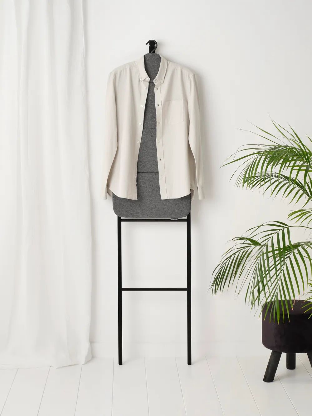 Brabantia Linn Dressboy - Black