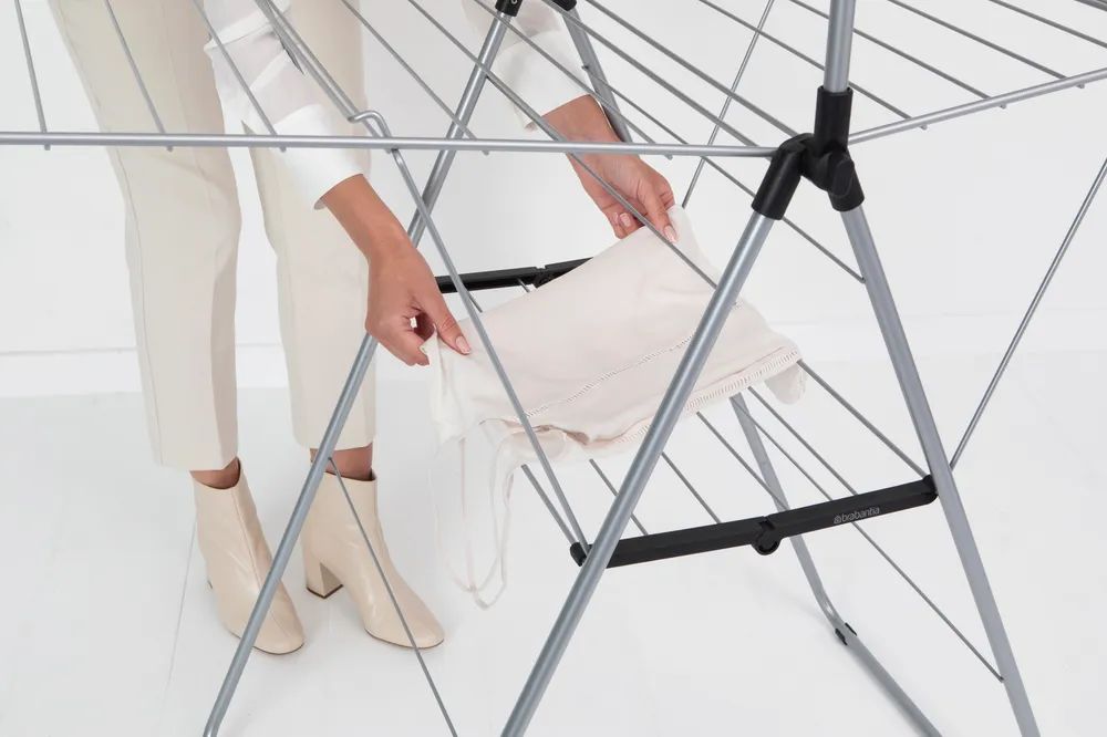 Brabantia HangOn-Wäscheständer, 25 Meter mit Stang - Metallic Grey