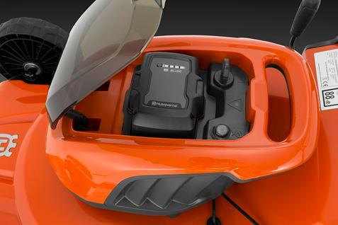 Husqvarna Set LC 142iS inkl. 2x 40-B140+ C80