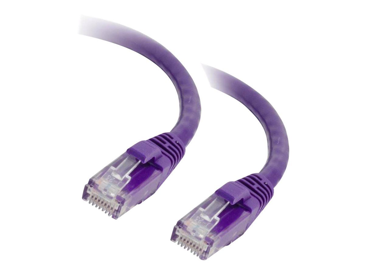 C2G Cat5e Booted Unshielded (UTP) Network Patch Cable - Patch-Kabel - RJ-45 (M)