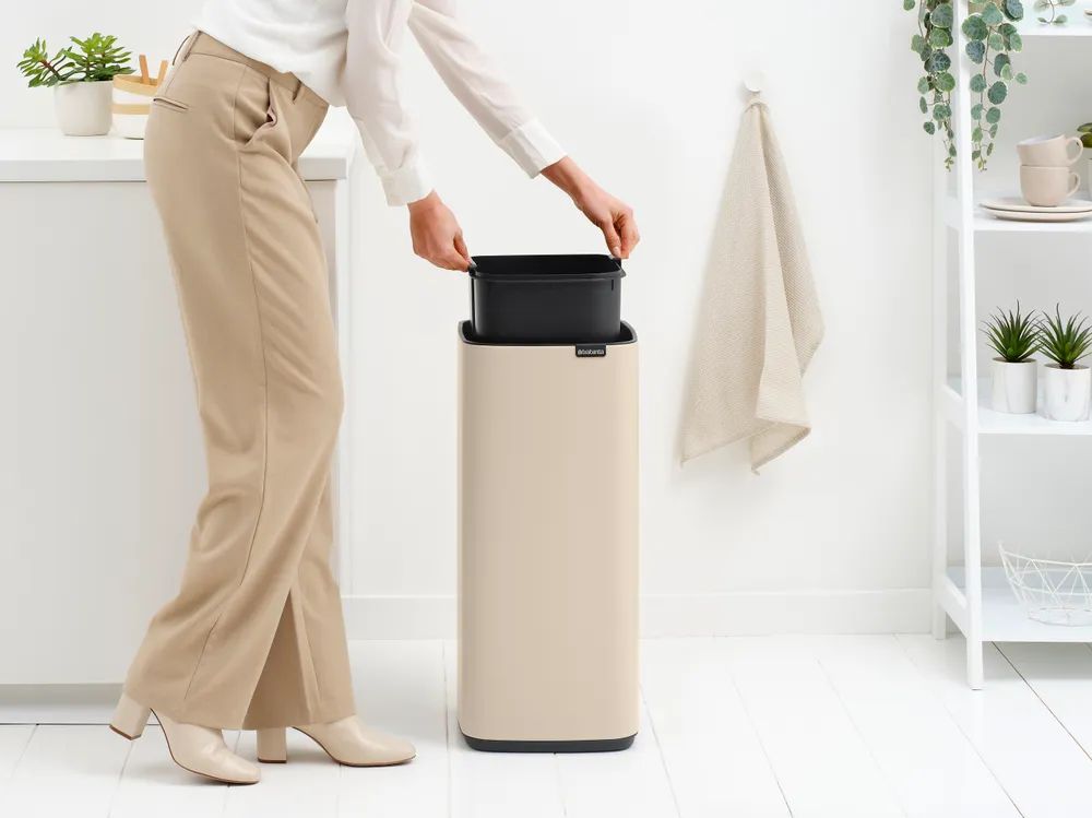 Brabantia Bo Touch Bin, 30L - Soft Beige