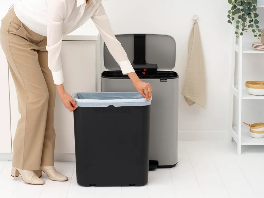 Brabantia Bo Treteimer, 60L - Soft Grey