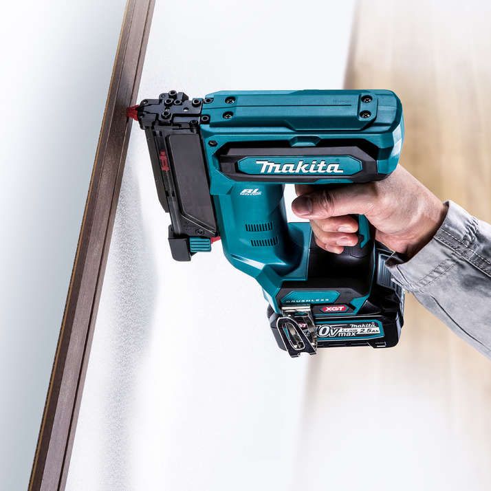 Makita XGT PT001GD101
