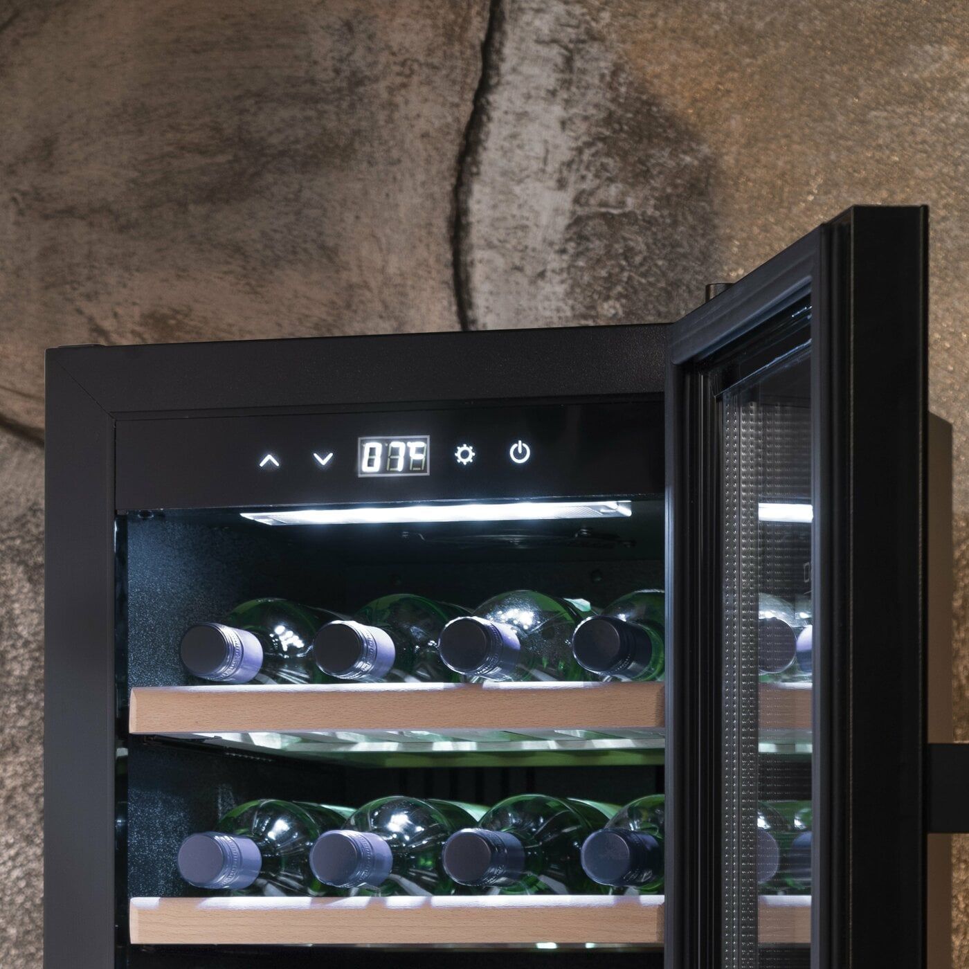 Caso WineExclusive 38 Falstaff