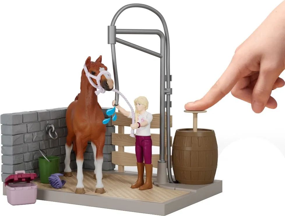 Schleich Spielfigurenset Sofias Pferdewaschplatz