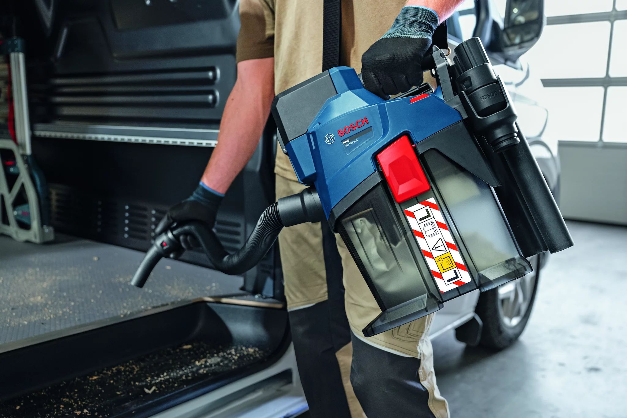 Bosch GAS18V-6LS Akku-Staubsauger inkl. Zubehör