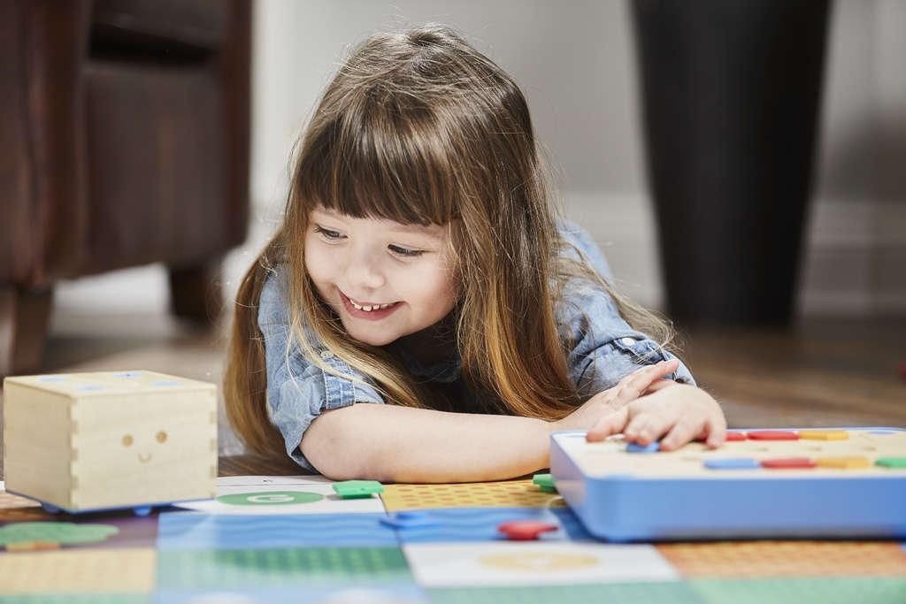 Primo Toys Cubetto MINT Coding Roboter aus Holz
