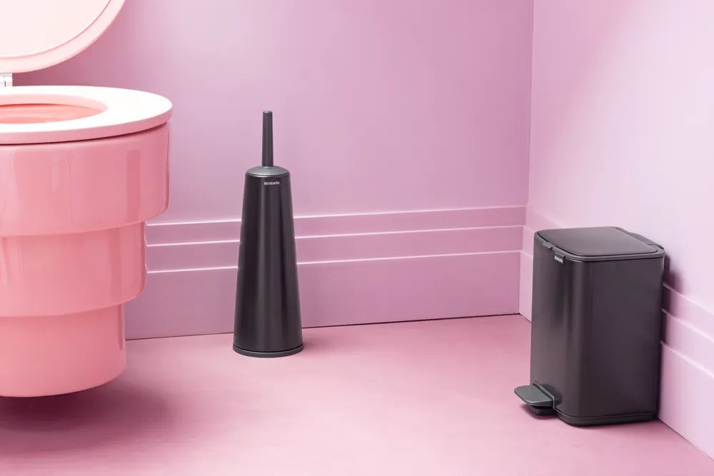 Brabantia Bo Treteimer, 4L - Matt Black