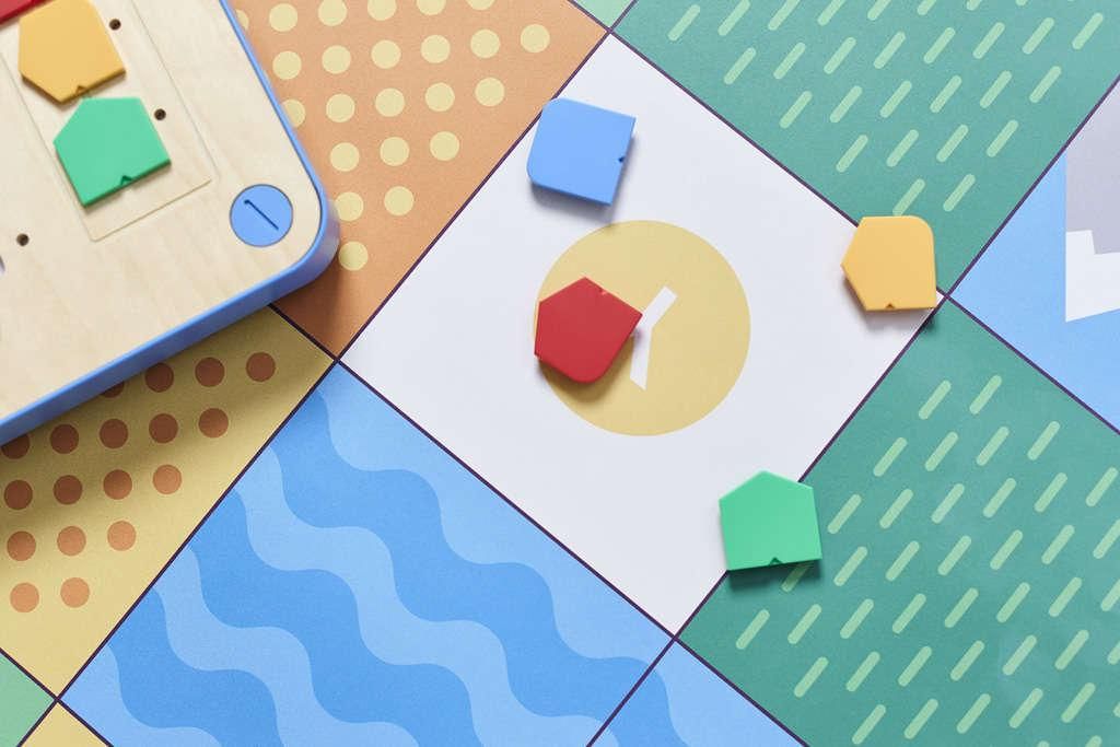 Primo Toys Cubetto MINT Coding Roboter aus Holz
