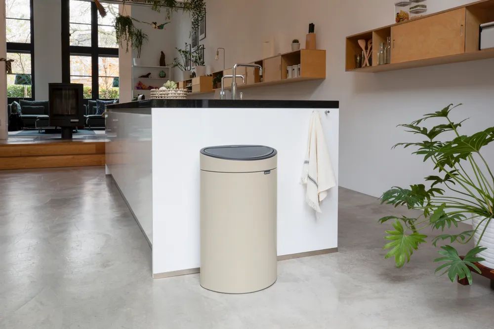 Brabantia Touch Bin New, 40L - Soft Beige