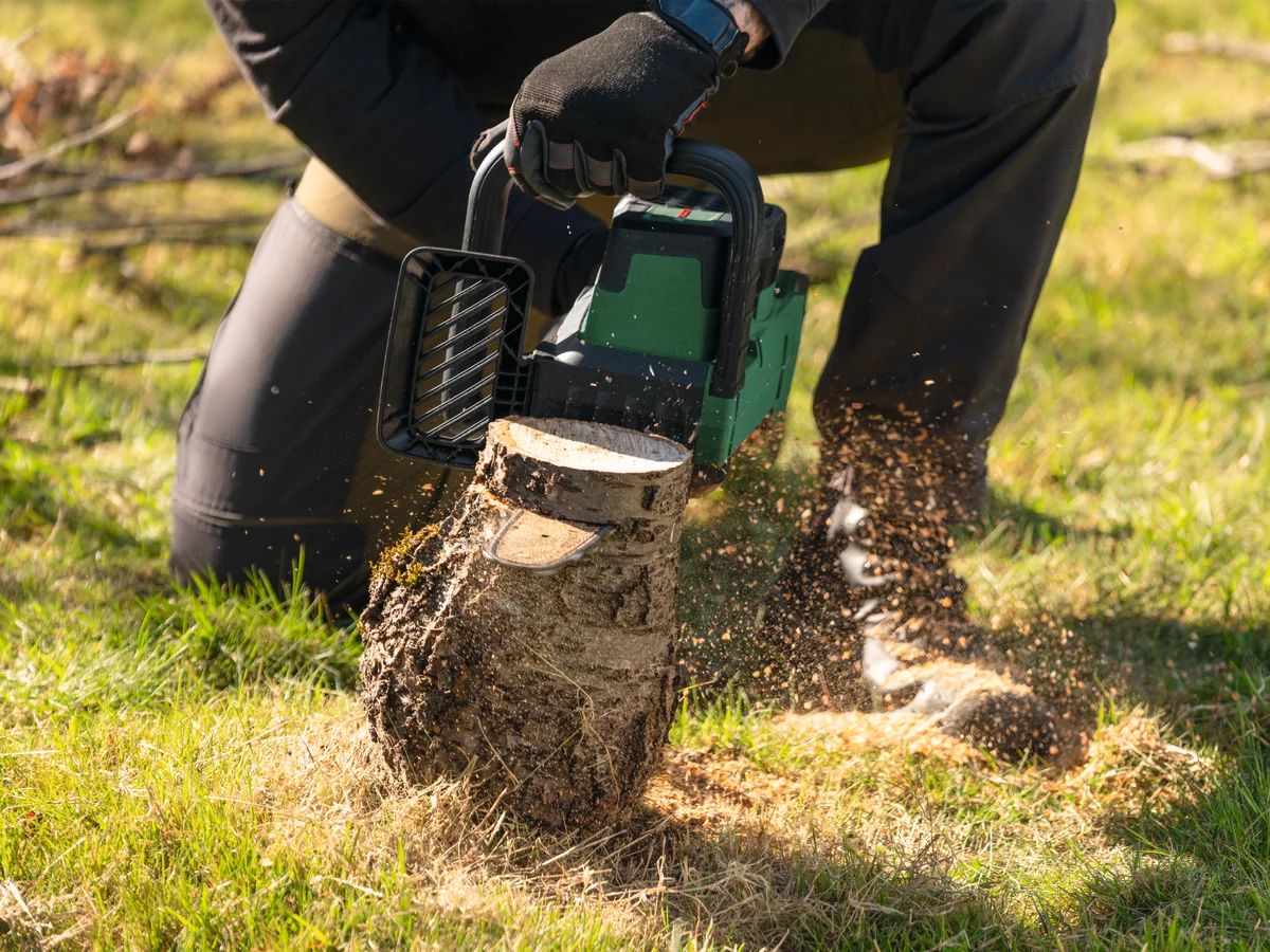 Bosch PKE18V-30-28 Akku-Kettensäge solo