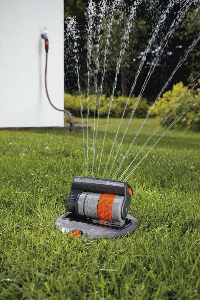 Gardena Sprinklersystem Komplett-Set mit Versenk-Viereckregner OS 140