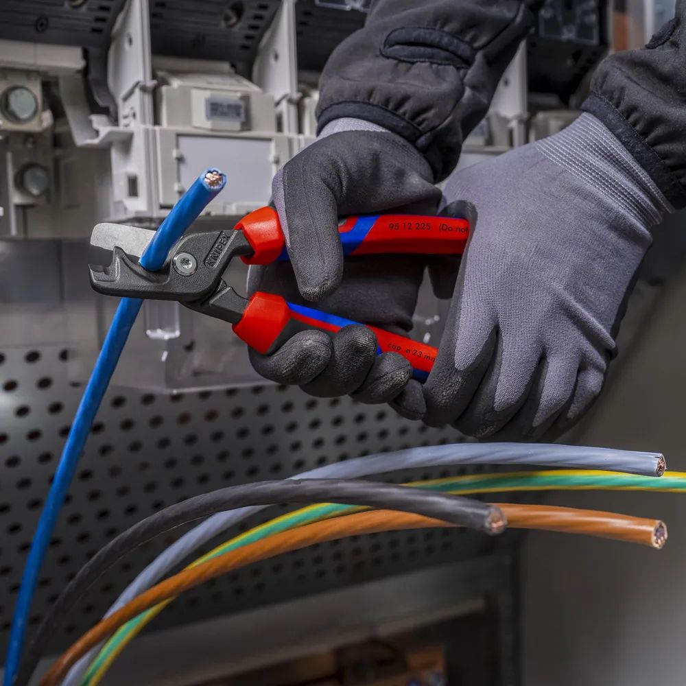KNIPEX StepCut® XL Kabelschere mit Stufenschnitt mit Comfort-Griffen brüniert 225 mm