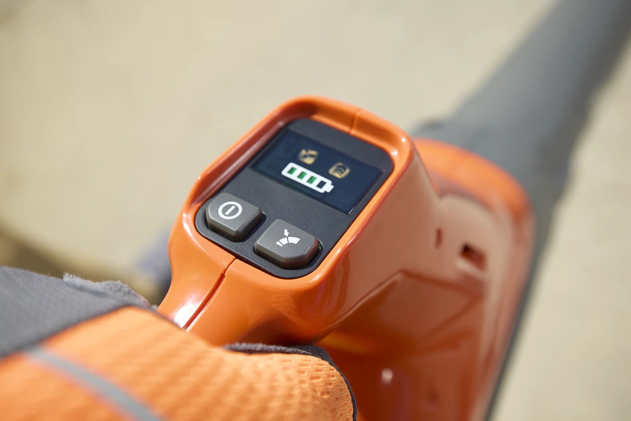 Husqvarna 230IB AKKUBLÄSER