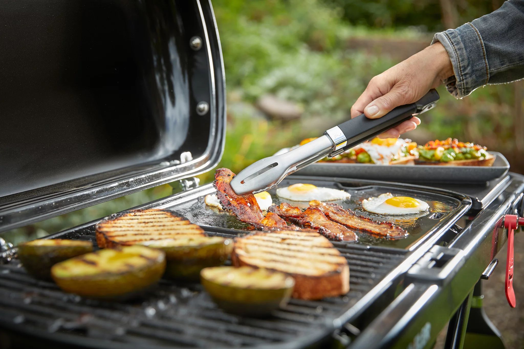 Weber Traveler (2026)