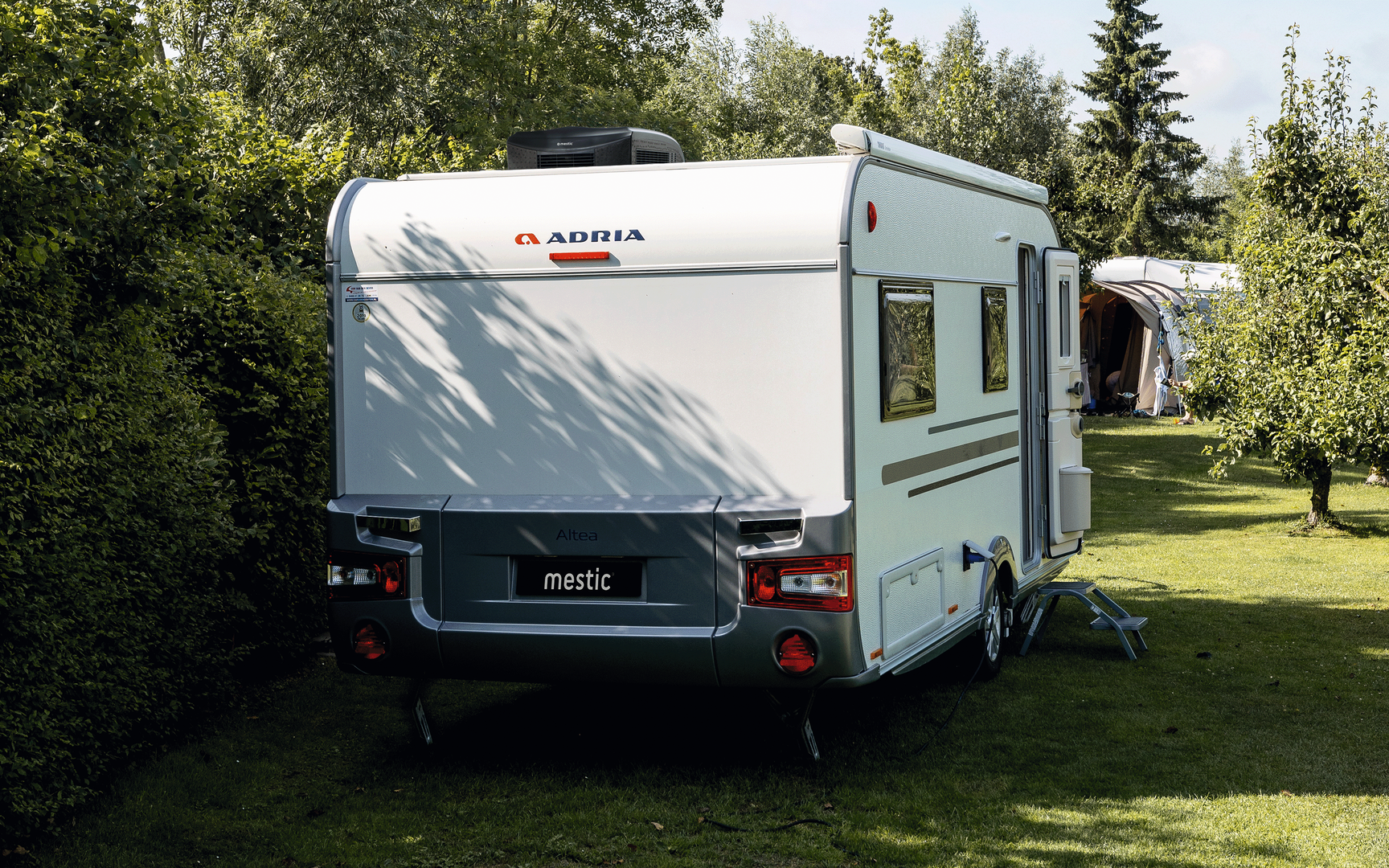 Mestic Dachklimaanlage RTA-1700L bl (S)
