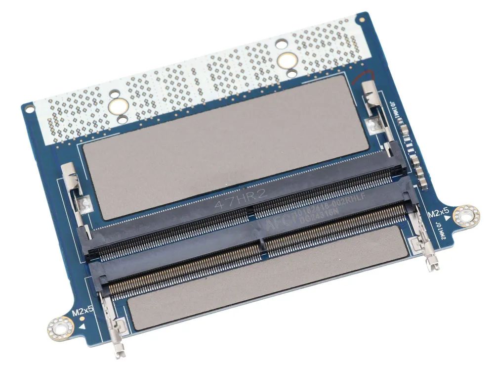 Dell SODIMM interposer daughterboard for DDR5 memory