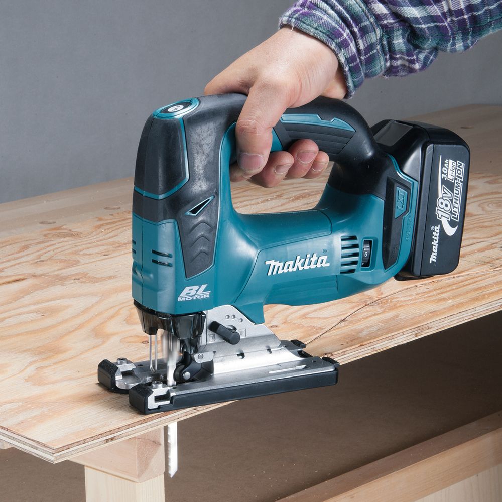 Makita DJV182Z