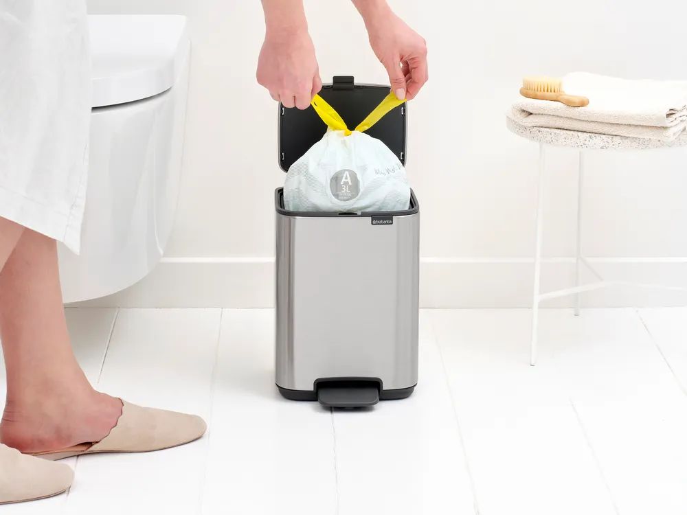 Brabantia Bo Treteimer, 4L - Matt Steel Fingerprint Proof