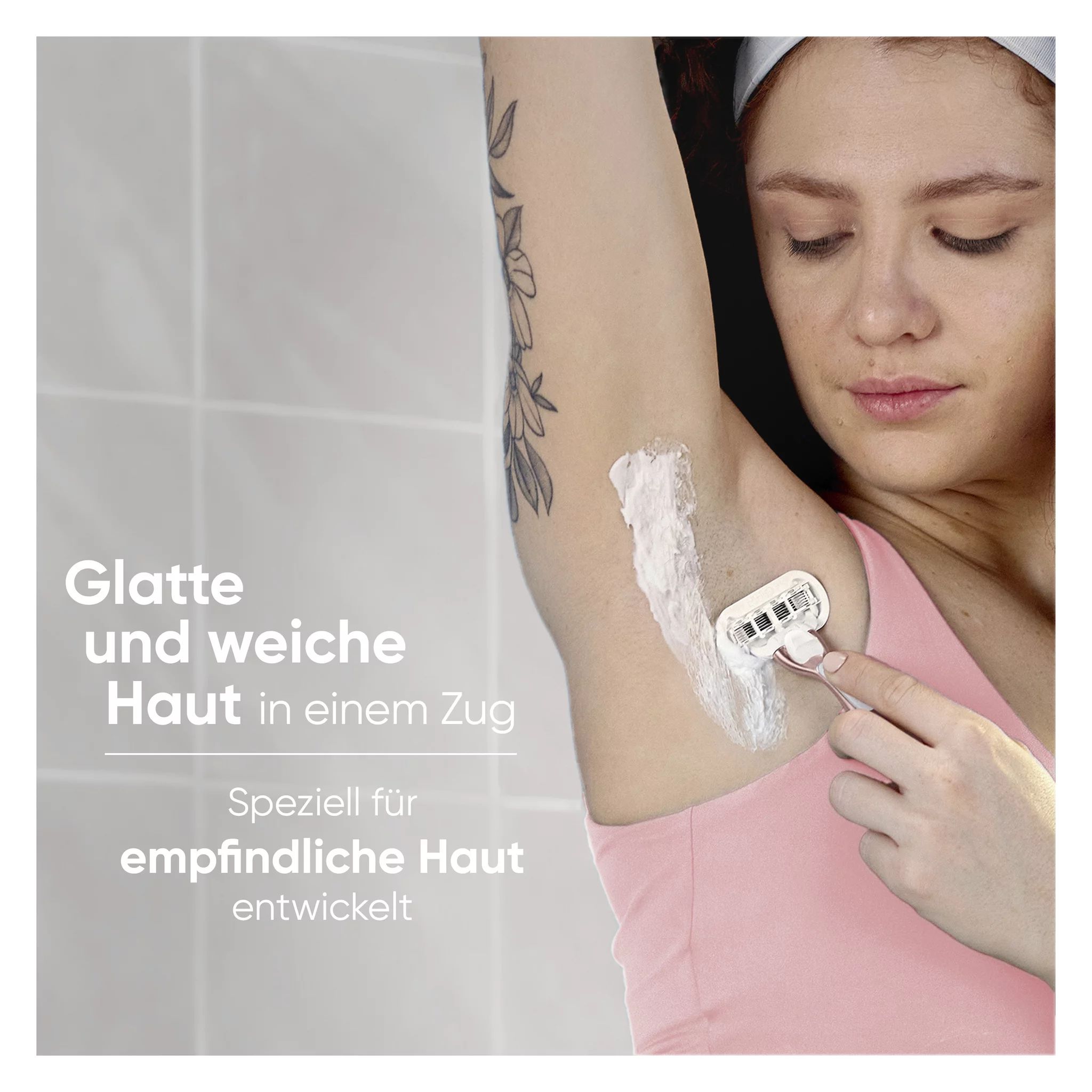 Gillette Venus Pro Smooth Sensitive Rasierapparat mit 1 Klinge, Duschhänger, Travelcase
