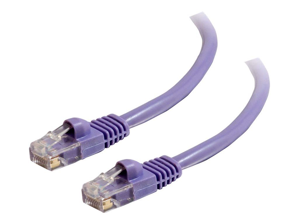 C2G Cat5e Booted Unshielded (UTP) Network Patch Cable - Patch-Kabel - RJ-45 (M)