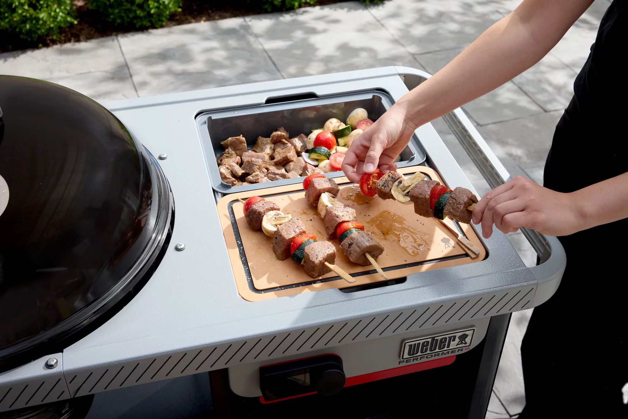 Weber Performer Premium 57, cm