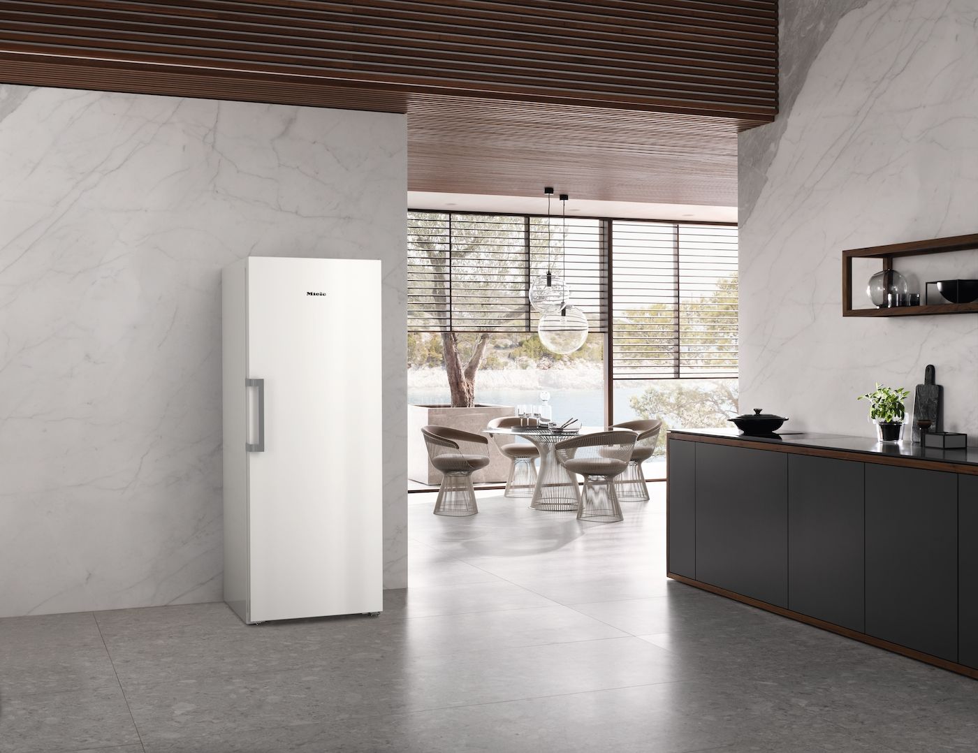 Miele FN 4778 C ws Freistehender Gefrierschrank