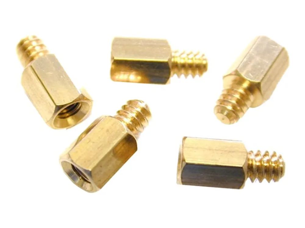 StarTech.com Ersatz PC #6-32 auf M3 Abstandshalter - 50 Stck. - Nivellierschrauben-Standoff - 0.4 cm (Packung mit 50)