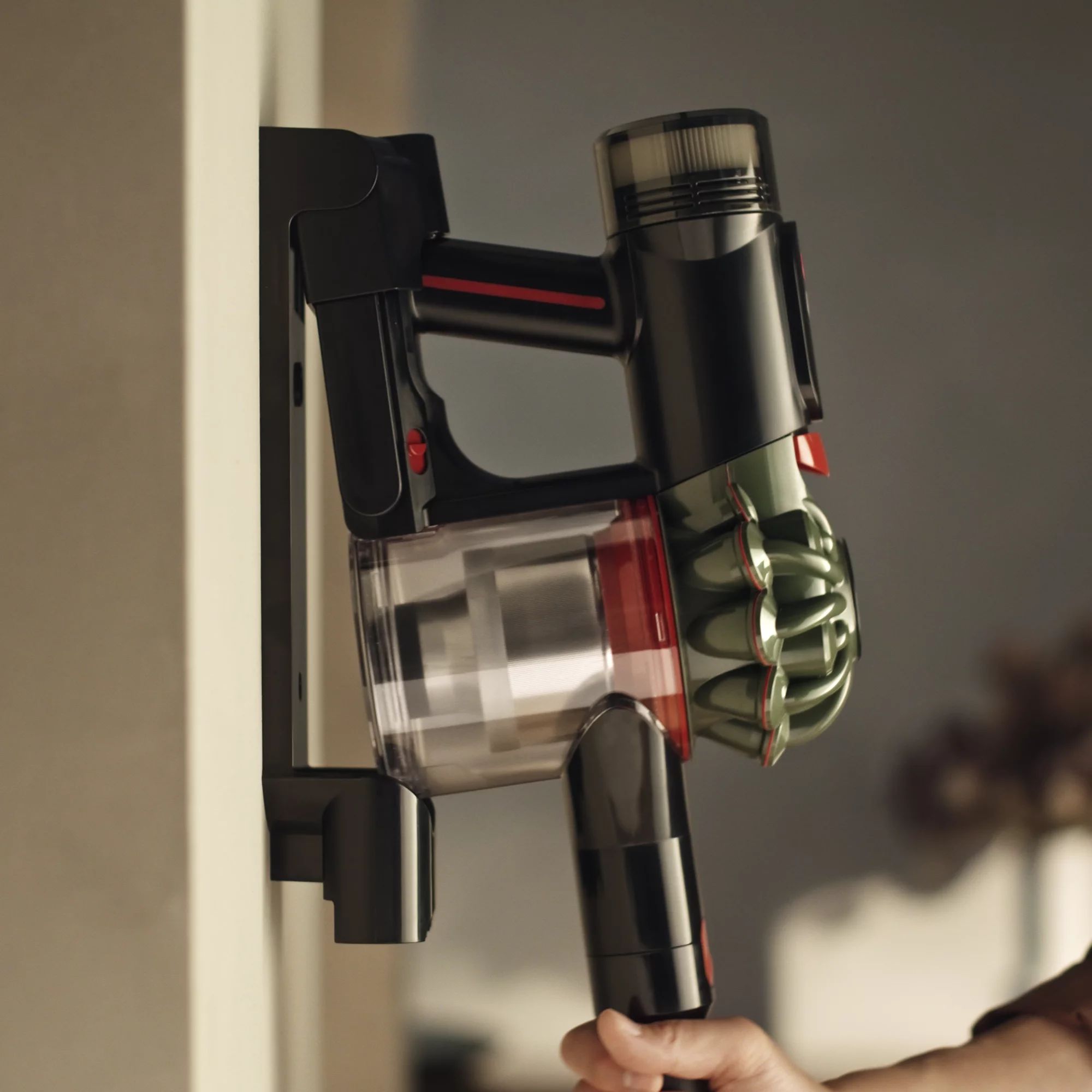 Dyson V8 Cyclone, Schwarz/Grün