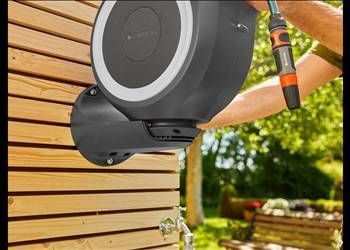 Gardena Wand-Schlauchbox RollUp S, 15 m, weiß