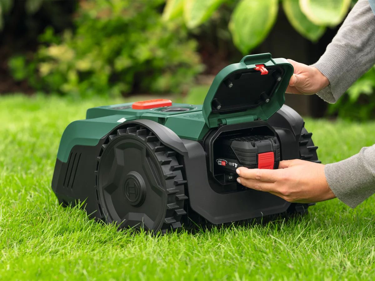 Bosch  VISIMOW18V-100 Akku-Mähroboter mit Zubehör - bis 100m²