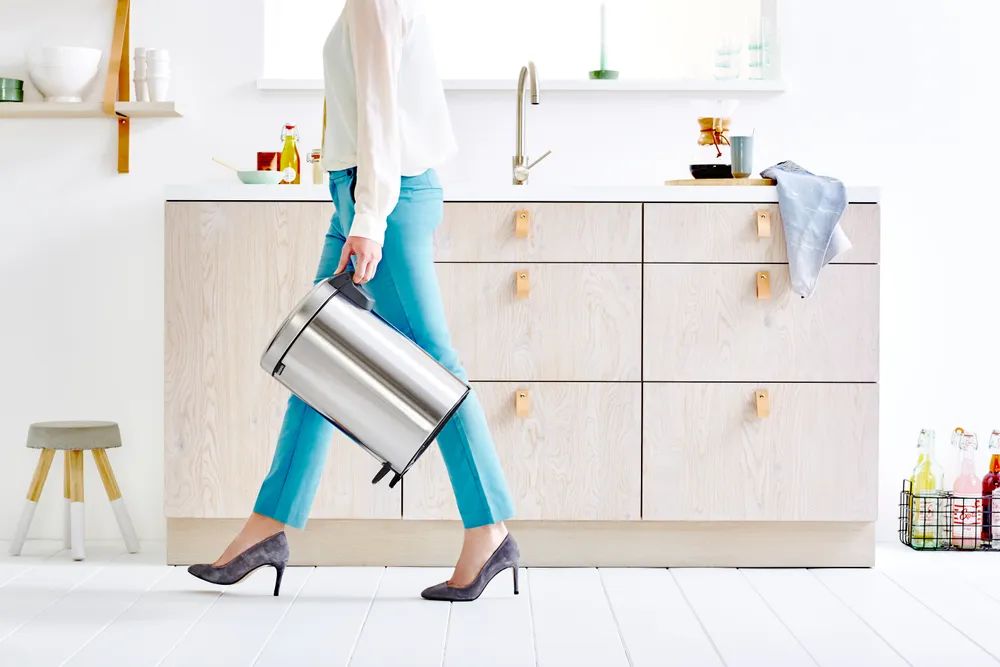 Brabantia NewIcon Treteimer, 12L - Matt Steel Fingerprint Proof