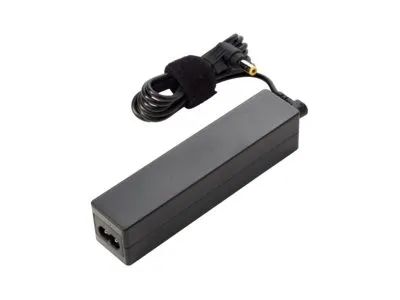 Fsas Technologies Fujitsu slim and Light - Netzteil - AC - 65 Watt