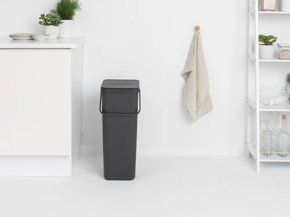 Brabantia Sort & Go Recycling-Behälter 40 L - Grey